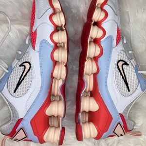 I’m selling Nike Women’s Shox TL NOVA